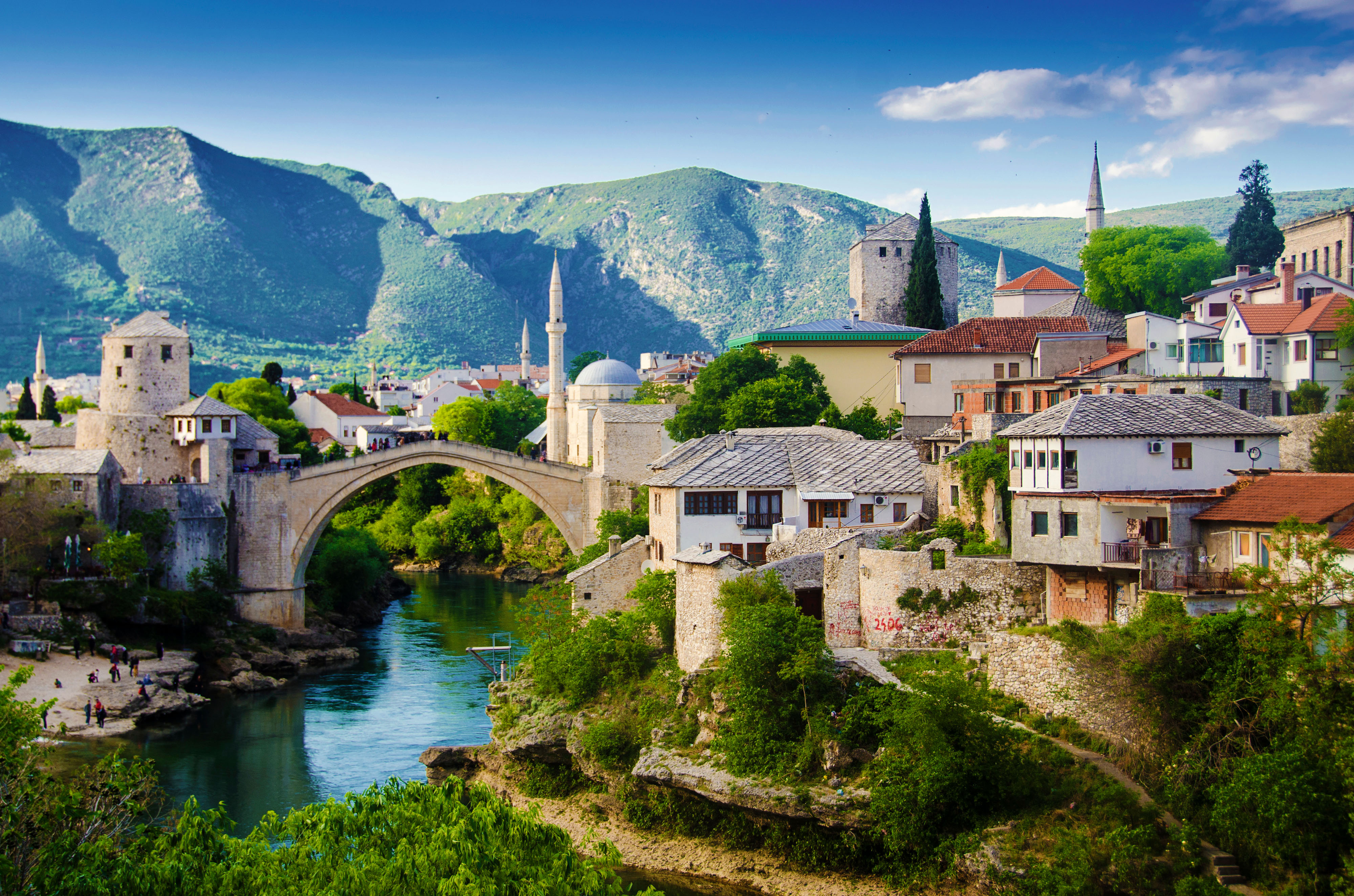 Bosnien & Herzegowina